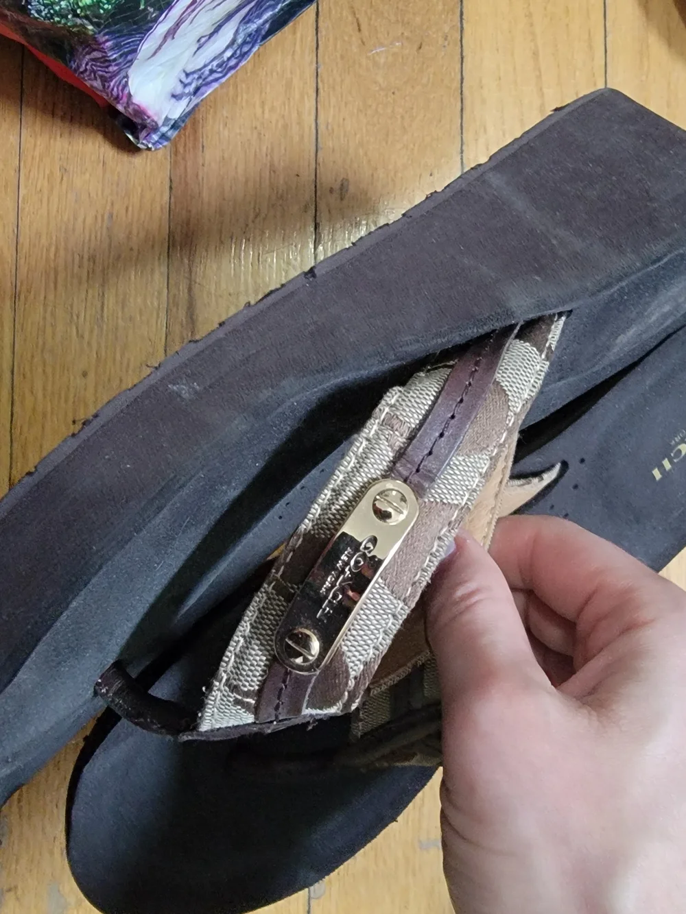 Coach Womans Brown Signature Flip Flop Sandals - Picture 5 of 9